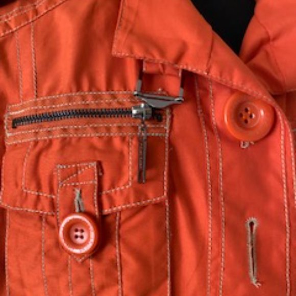 Point Zero Jacket - Picture 2 of 3